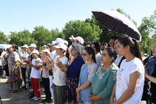 Qoraqalpoq yoshlari milliy qadriyatni asrash borasida barchaga namuna bo'la oladi - Baxtiyor Husanov