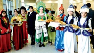 Bir bagʻir, bir tan, bir jon