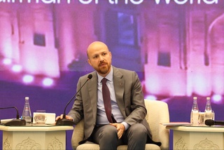 Najmiddin Bilol erdog'an Xivada yoshlar bilan uchrashdi