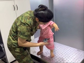 Пресечены попытки незаконного вывоза золота и валюты через таможенную границу с использованием детей