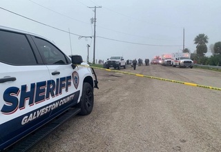 Texasda Meksika harbiy-dengiz kuchlari samolyotining qulab tushishi oqibatida besh kishi halok bo'ldi