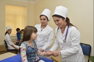 Врачам, эффективно осуществляющим требующие специальных навыков лечебные меры, будут выплачиваться надбавки