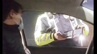 Объявлен выговор сотруднику ДПС, отпустившему автоблогера без наказания