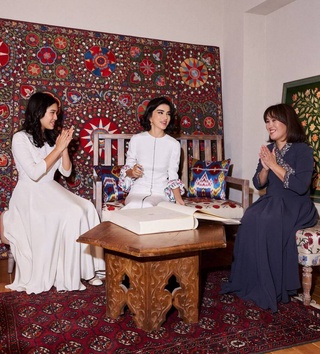 Саида Мирзиёева приняла участие в открытии школы-мастерской вышивки Мадины Касымбаевой в Ташкенте