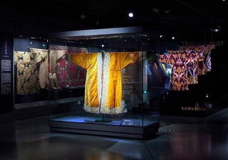 В Ханчжоу завершила свою работу выставка «Красочная Азия: Выставка азиатских костюмов»