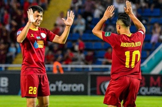 «Насаф» благодаря вратарскому голу победил «Навбахор» и вернулся на вершину Суперлиги Узбекистана