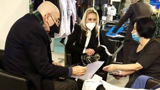 Наши текстильщики -  на выставке в Париже