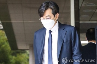 Метрода қизни яширинча суратга олган телебошловчи нимадан норози?