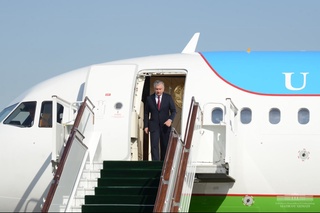 Shavkat Mirziyoyev returns to Tashkent