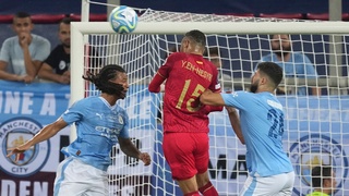 «Манчестер Сити» вымучил победу над «Севильей»