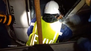 “Қамчиқ” довонида ағдарилиб кетган “ИСУЗУ”  ичида қолиб кетган ҳайдовчи қутқарилди