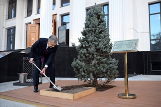 Президентлар Тожикистон элчихонасининг янги биносини очдилар