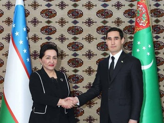 Өзбекстан Олий Мажлисінің делегациясы Түрікменстан президентімен кездесті