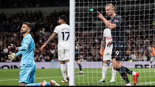 Дубль Холанна и плохой Сон вознесли «Сити» на вершину АПЛ