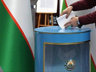 Дар Ӯзбекистон раъйдиҳии пеш аз мӯҳлат барои интихоботи порлумонӣ оғоз шуд