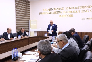 Депутаты Навоийской области обсудили вопросы поставки услуг населению теплоснабжающей организацией