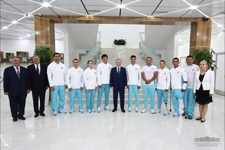 Дар Тошканд боз як қасри варзиши обӣ кушода шуд