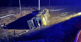 Дар вилояти Самара автобуси мусофирбар бо шаҳрвандони Ӯзбекистон ба садама дучор шуд: ҳалокшудагон ҳастанд