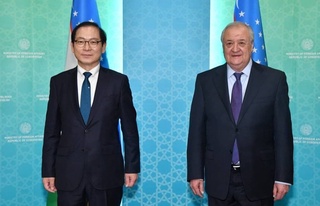 Корея Республикаси Президенти ҳузуридаги Шимолий иқтисодий ҳамкорлик қўмитаси раиси билан учрашув