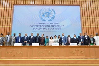 На Парламентском форуме в Туркменистане делегация Узбекистана выдвинула ряд важных инициатив