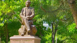 В столице состоялась премьера фильма о писателе Тулепбергене Каипбергенове