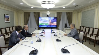 Сенатта АҚШ-тың Өзбекстандағы Төтенше және Өкілетті Елшісімен кездесу өтті