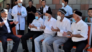 Эҳтиёжманд оилалар “темир дафтар” дан чиқарилди