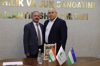 Ўзбек ипакчилиги тажрибалари қўшни мамлакатларни қизиқтирмоқда 