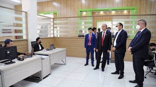 Бахром Абдухалимов посетил Центр цифровых технологий