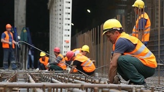 Мигрантам станет проще трудоустроиться в России