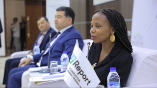 Итоги диалога «Молодежь - U-Report - хоким» в Бухаре: больше возможностей для изучения иностранных языков