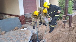 Тошкентда бир киши тупроқ остида қолиб кетди