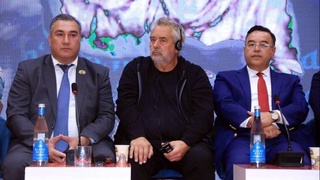 Люк Бессон примет участие в создании узбекско-таджикского фильма «Джами и Навои: сияние звезд»