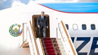 Oʻzbekiston Prezidenti Moskvaga keldi