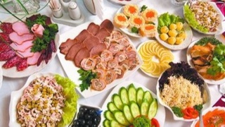 Шифокорлар хулосаси: Янги йил оқшомида баъзи маҳсулотлар тановулини чеклаш лозим 