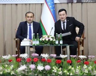 «Наманган ҳудудий электр тармоқлари корхонаси» бош директори ёшлар билан очиқ мулоқот ўтказди