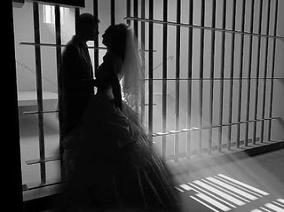 Маҳкум билан қонуний никоҳдан ўтиш мумкинми?