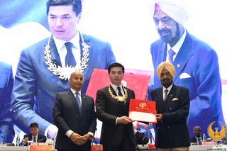 Oybek Qosimov Osiyo Olimpiya kengashining “Buyuk xizmatlari uchun” ordeni bilan taqdirlandi