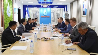 Раиси раёсати «Ўзбекнефтегаз» бо директори генералии ширкати металлургии «ТМК»-и Русия мулоқот анҷом дод