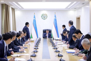 The progress of work on the construction of the Uzbek-Turkmen border trade zone was discussed