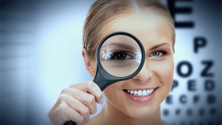 Назван способ улучшить зрение за три минуты в день