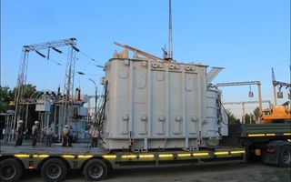 Oʻzbekiston tumaniga viloyatda yagona boʻlgan 40 000 KvA quvvatga ega boʻlgan transformator keltirildi