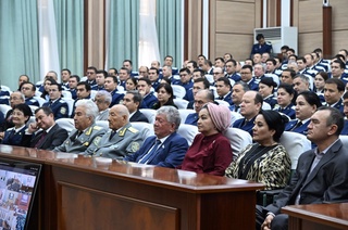 21 октябрь – Ўзбек тили байрами куни