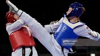 Светлана Осипова проиграла первый бой Жансель Дениз