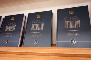 Янги “Чингиз Айтматов. Асарлар” 10 жилдлик тўплам тақдимоти бўлиб ўтди