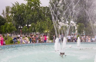 Жексенбі күні Өзбекстан аумағына Кавказдан салыстырмалы түрде салқын және ылғалды ауаның тағы бір бөлігі енеді