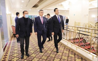 Обсуждены вопросы расширения узбекско-казахстанского сотрудничества