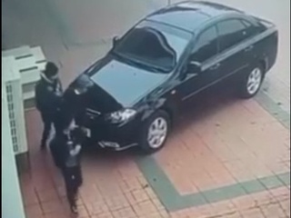 Фарғонада 3-синф ўқувчилари “Gentra” русумли автомобилни ёқиб юборди