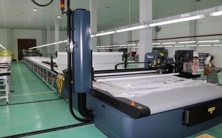 Гурландаги янги тикувчилик фабрикаси 500 нафар хотин-қизни иш билан таъминлади