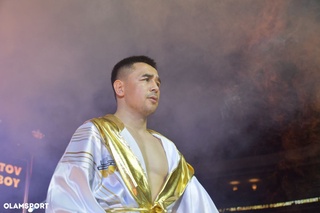 Ҳасанбой Дўсматов WBA чемпионлик камари учун жанг қилади